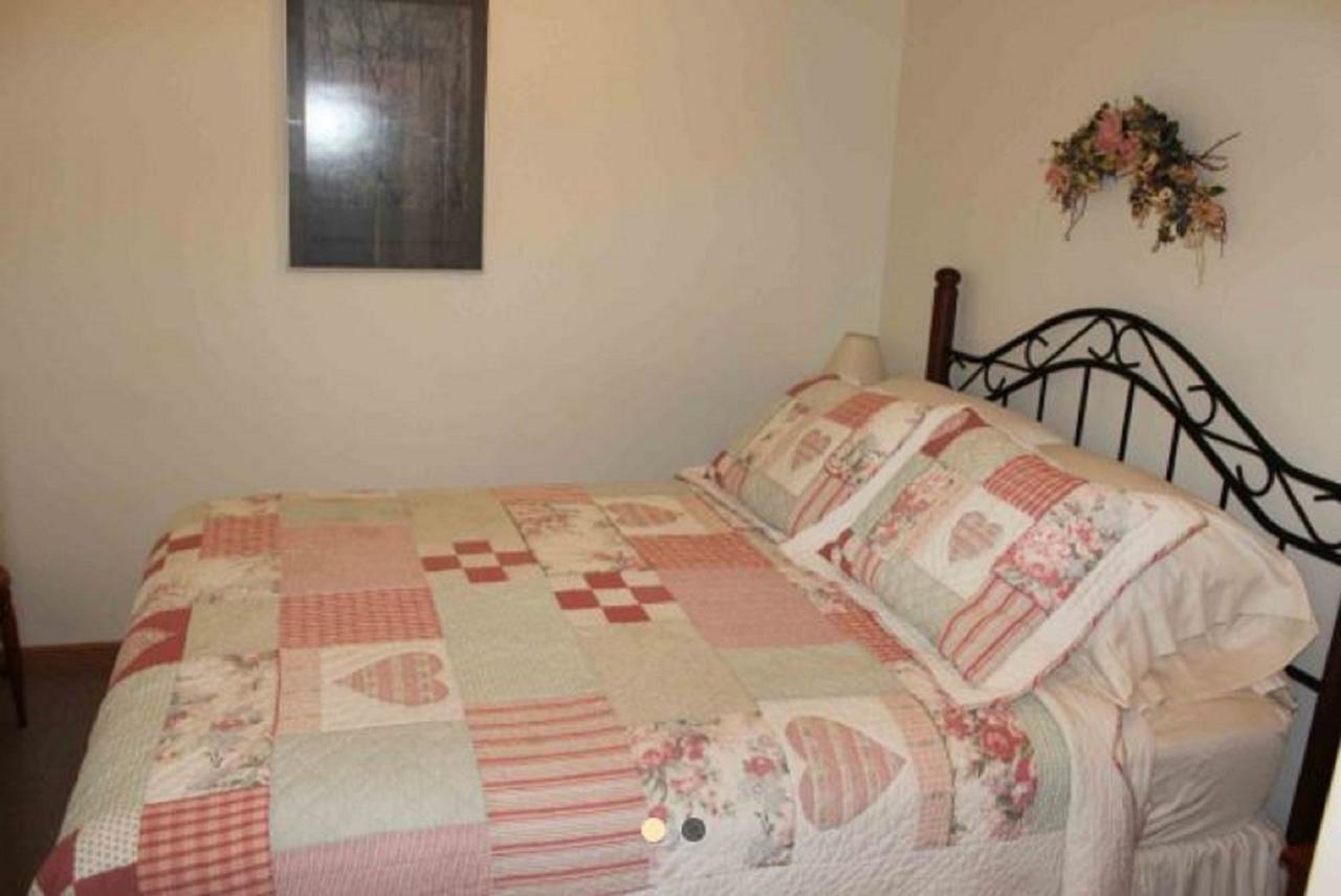 Sunrise Landing Bed And Breakfast Dundee Exterior photo